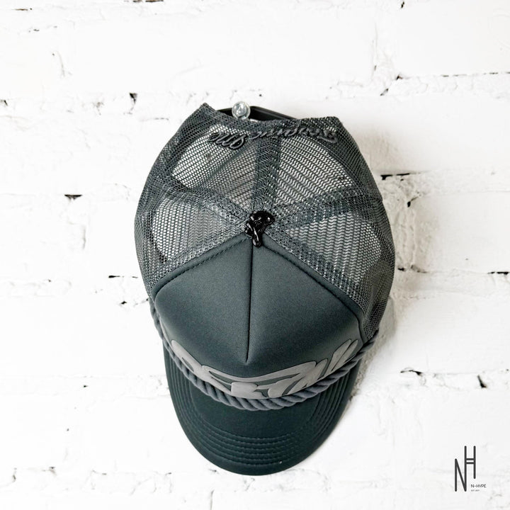 SynaWorld Trucker Grey streetwearowa czapka z daszkiem N-Hype