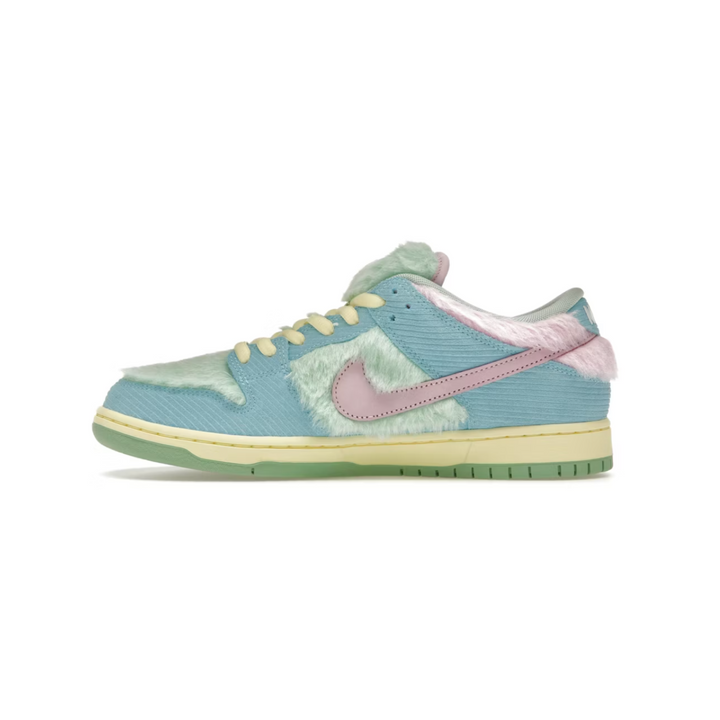 Nike SB Dunk Low Verdy Visty