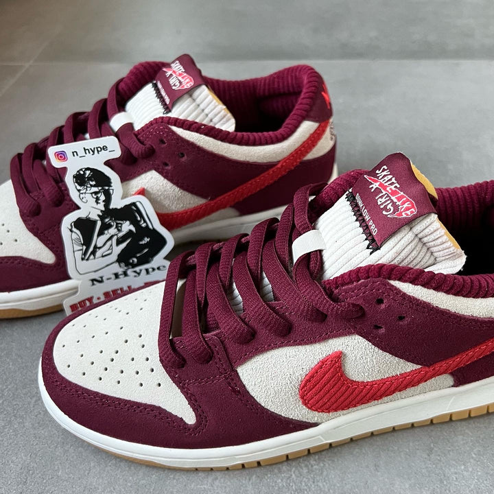 Nike SB Dunk Low Skate Like a Girl