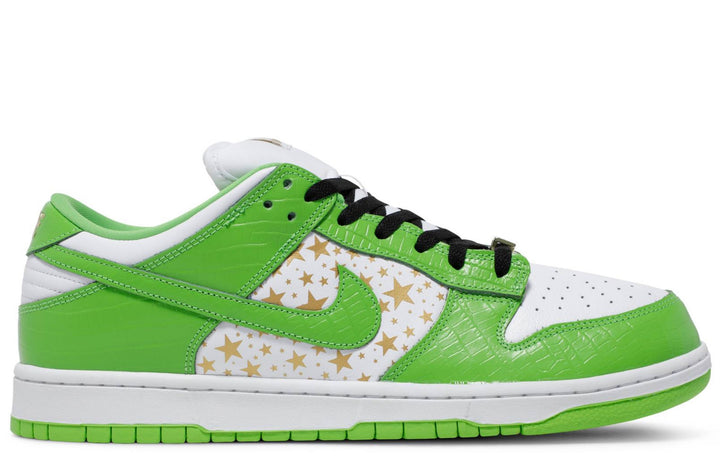 Nike SB Dunk Low Supreme Stars Mean Green (2021)