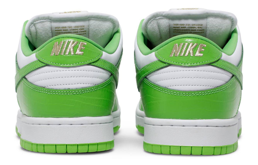 Nike SB Dunk Low Supreme Stars Mean Green (2021)